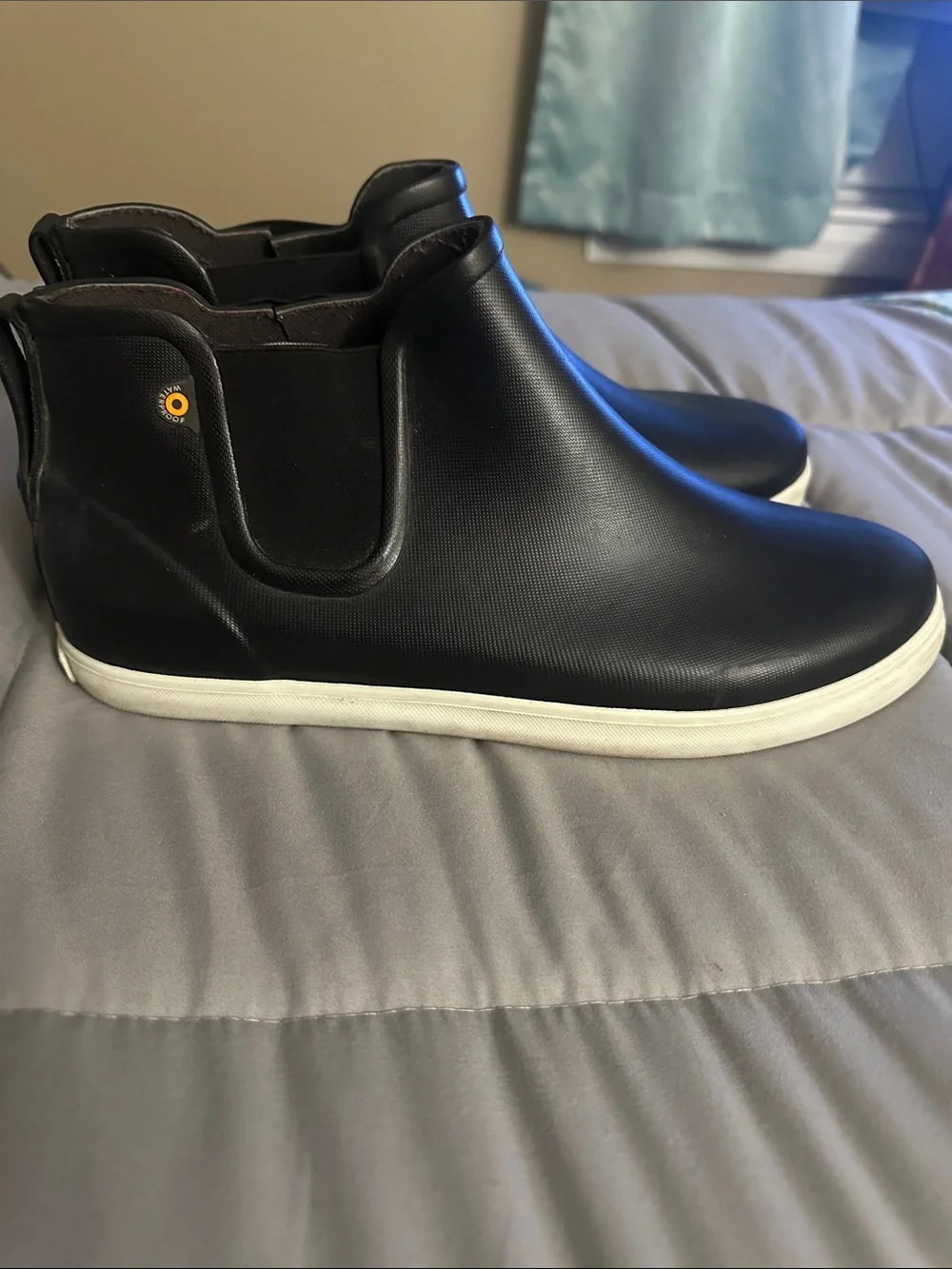 Bogs Black Chelsea-Style Rain Boots with White Sole
